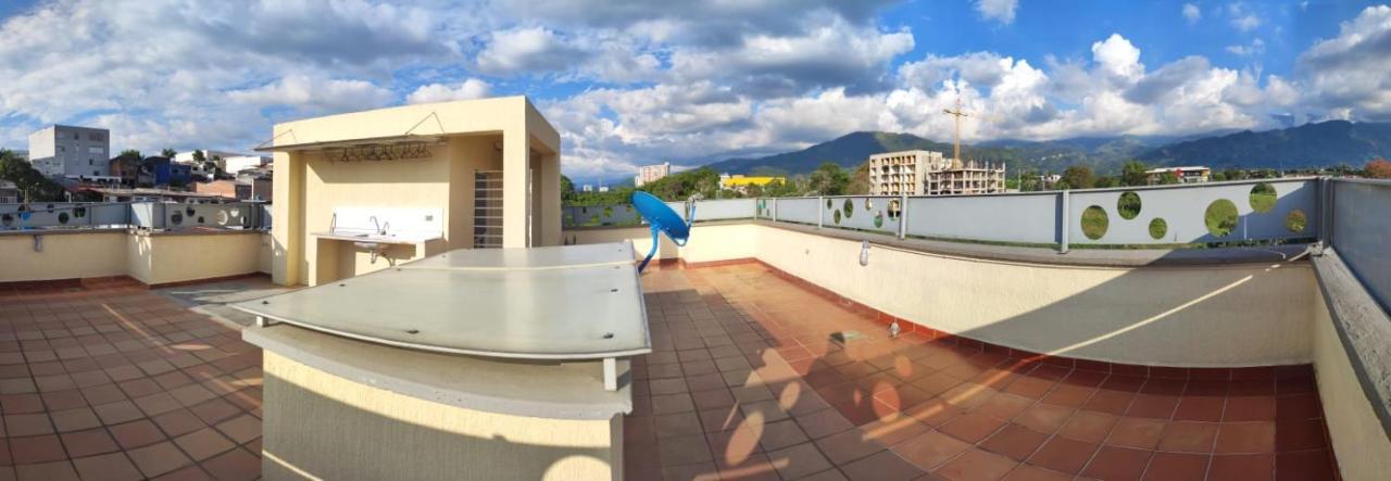 Buena Vista Suites Armenia  Ngoại thất bức ảnh